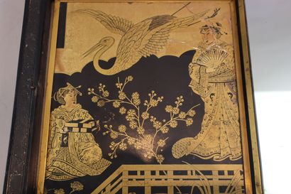 Miroir triptyque dans le gout asiatique....