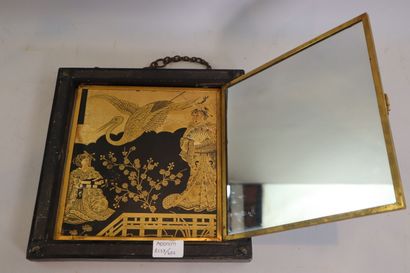 Miroir triptyque dans le gout asiatique....