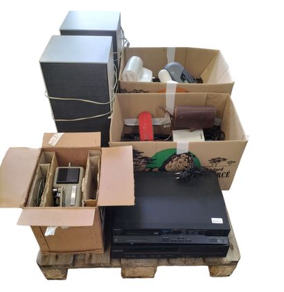 Pallet of hifi equipment including 2 RANK...