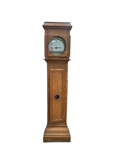 Floor clock in natural wood. Enameled dial...