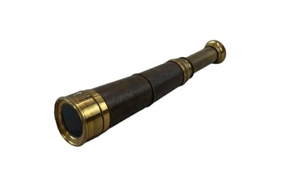 Gilded brass telescope 
19th century
 

Please...