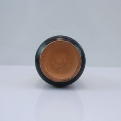 Terracotta vase 
Height: 12 cm Diameter:...