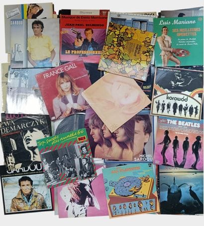 Set of 33 rpm vinyl records, 
including The...