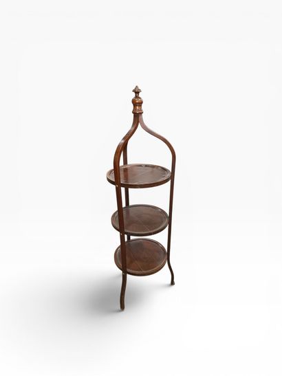 Early 20th-century English piece. 
Free-standing...