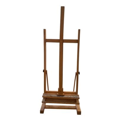 Wooden easel.
H: 176 cm

Please request condition...