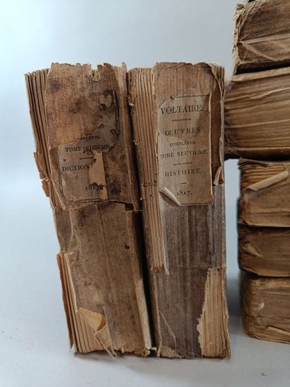 VOLTAIRE - Set of 17 volumes of the complete...