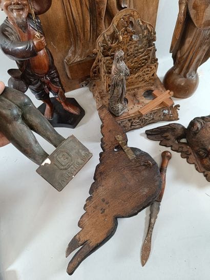A collection of carved wood and miscellaneous...
