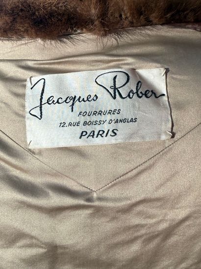 Jacques Rober
Women's short fur jacket
Lining...