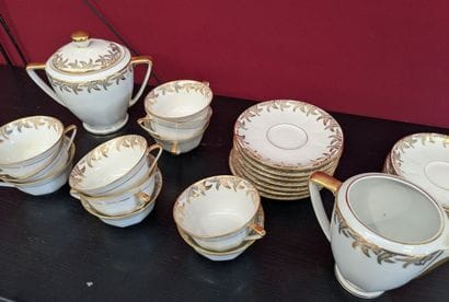 LIMOGES and Miscellaneous
Two sets of pearlescent...