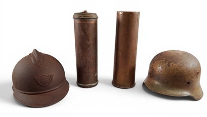 MILITARIA
Set of two helmets:
- one German...