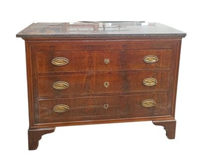 Mahogany and mahogany veneer chest of drawers...