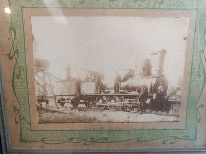 Large collection of prints and framed engravings,...