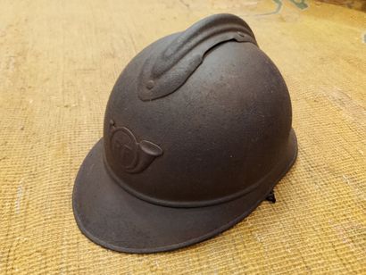 MILITARIA
Set of two helmets:
- one German...