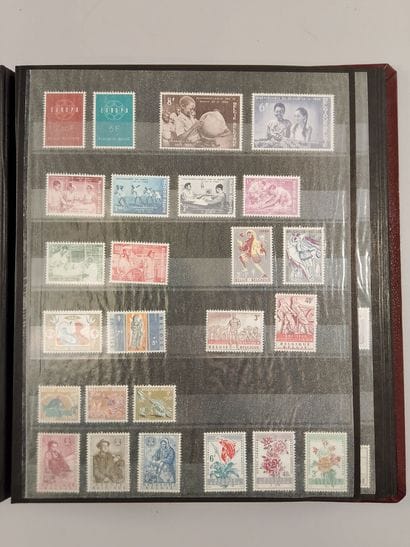Suite of four stamp albums, mainly Belgian:...