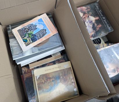 ART BOOKS
Lot consisting of 3 boxes of various...
