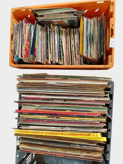 Set of 33 rpm vinyl records, 
including The...
