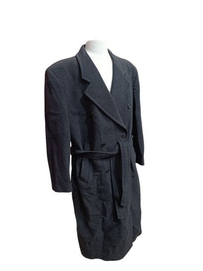 Paul TRABAUD - Belted cashmere coat for men
Total...