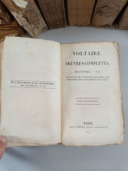 VOLTAIRE - Set of 17 volumes of the complete...