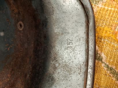 MILITARIA
Set of two helmets:
- one German...