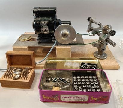 WATCHMAKING - Metal watchmaker's lathe -...