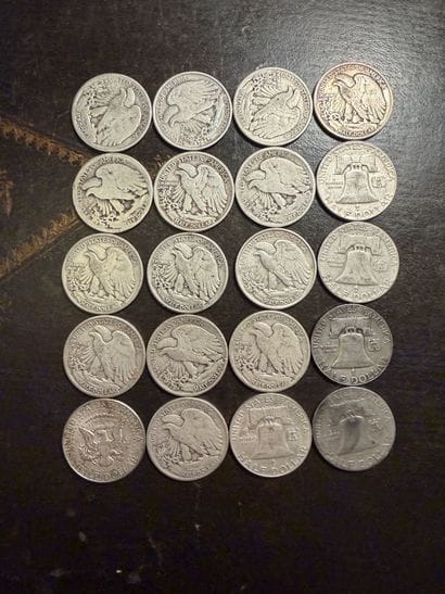 20 pièces US dollars d'argent divers
- 1...