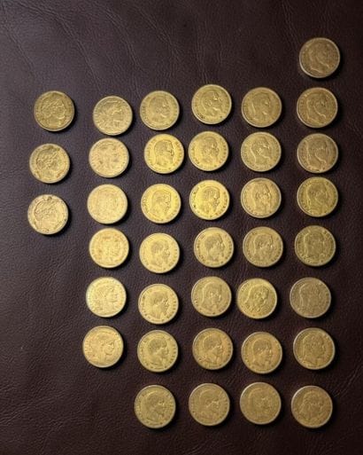 10 F or jaune (x38), France dont 
- 3 Tête...