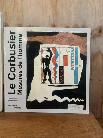 Architecture. 6 livres :
Franck L.L; WRIGHT...