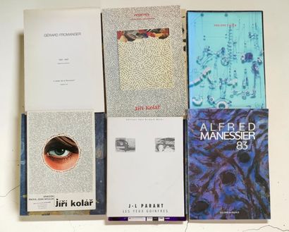 Réunion de 18 plaquettes et publications...