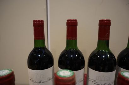 [BORDEAUX]
Douze bouteilles de La Chapelle...