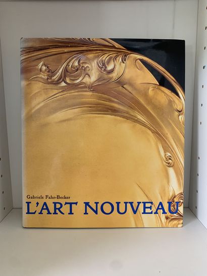 Art Nouveau. 
Gabriele Fahr-Becker L'Art...