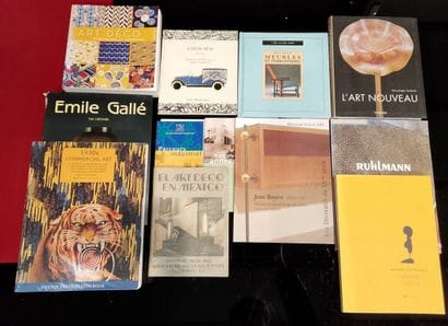 Ensemble de dix livres sur l'Art Nouveau...