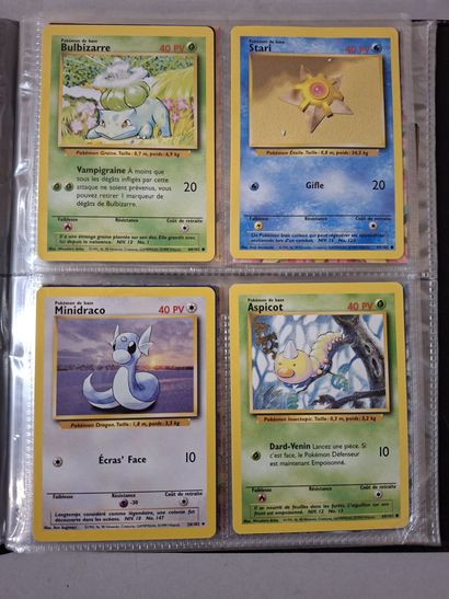 Album de cartes Pokémon.