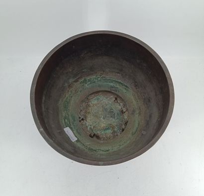JAPON - Ère Meiji (XIXe)
Vase en bronze patiné...