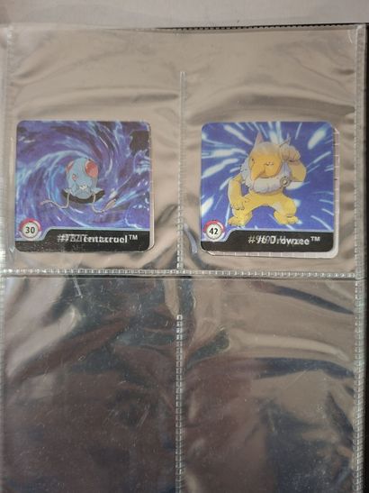 Album de cartes Pokémon.