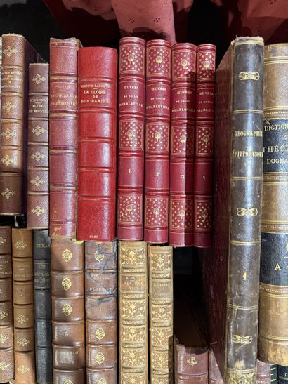 LIVRES : Livres Romantiques, Rousseau, Voltaire,...