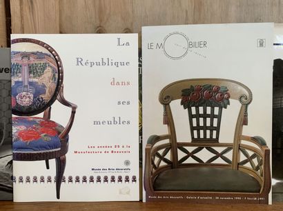Réunion de 7 livres et deux plaquettes :
L'invention...