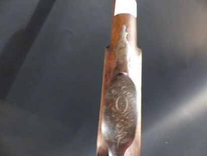 Pistolet de chambre en métal et noyer à canon...