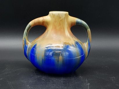 Gilbert METENIER (1876-?). Vase à anses en...