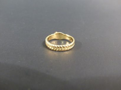 ARTHUS. Bague en or 18 carats modèle lien...