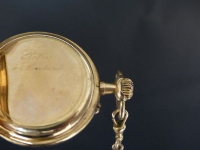 Montre gousset en or jaune marquée Petry...