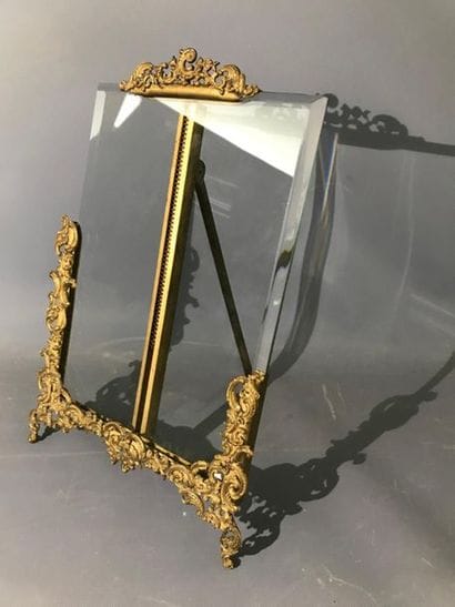 Cadre photo en bronze ciselé, à verre biseauté,...