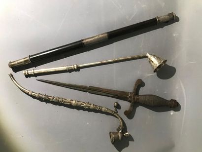 Lot d'objets en acier. 
Lot comprenant une...