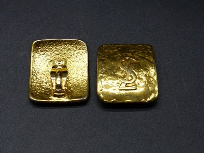 YVES SAINT LAURENT. Paire boucles oreilles...