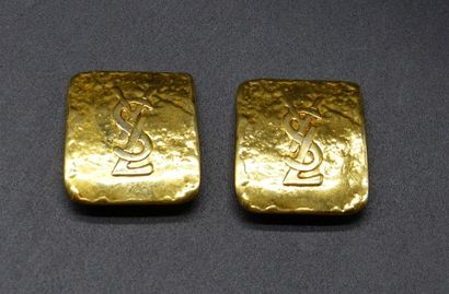 YVES SAINT LAURENT. Paire boucles oreilles...