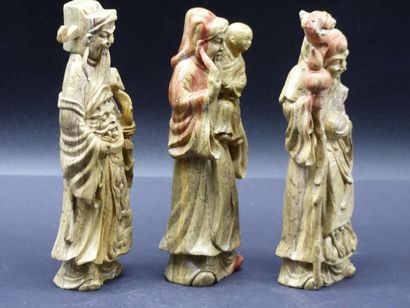 CHINE. Suite de trois dignitaires pierre...