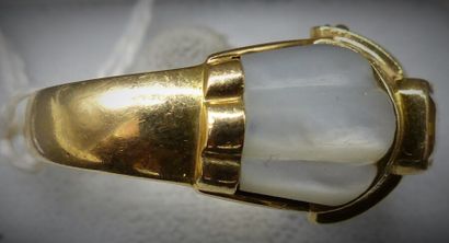 Bague. TDD 57
Bague en or 18 carat sertie...