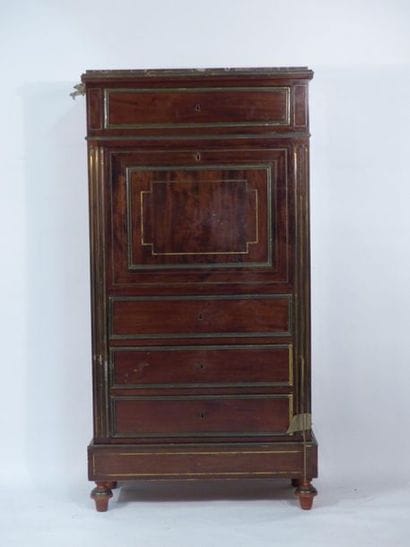 Secrétaire style Louis XVI
Secrétaire en...