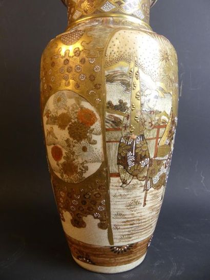 Paire de vase Satsuma
JAPON. Paire de vase...