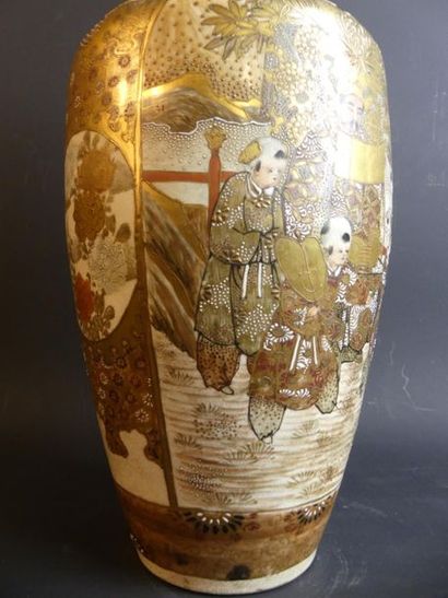 Paire de vase Satsuma
JAPON. Paire de vase...