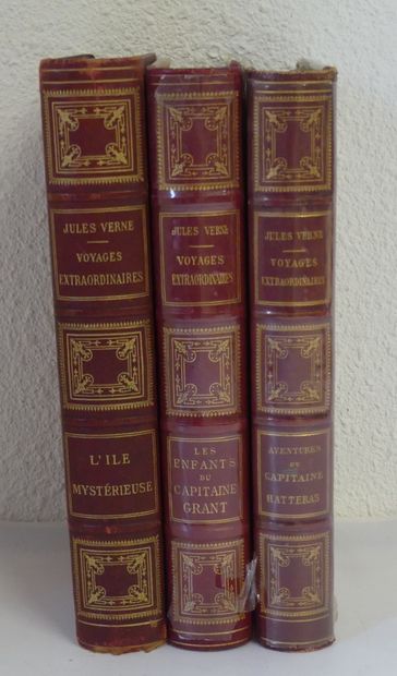 Jules VERNE, Réunion de trois volumes . Voyages...